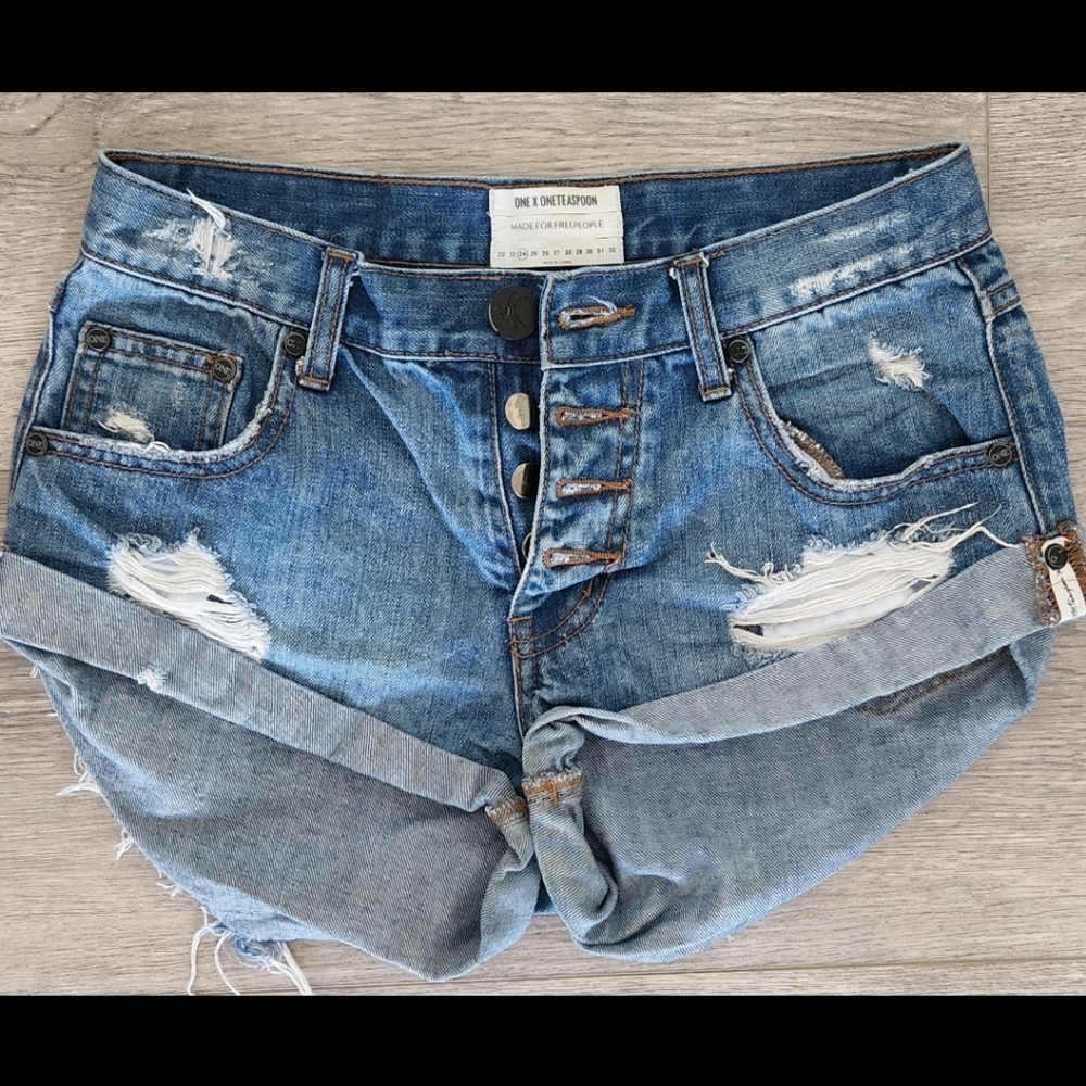 One Teaspoon shorts